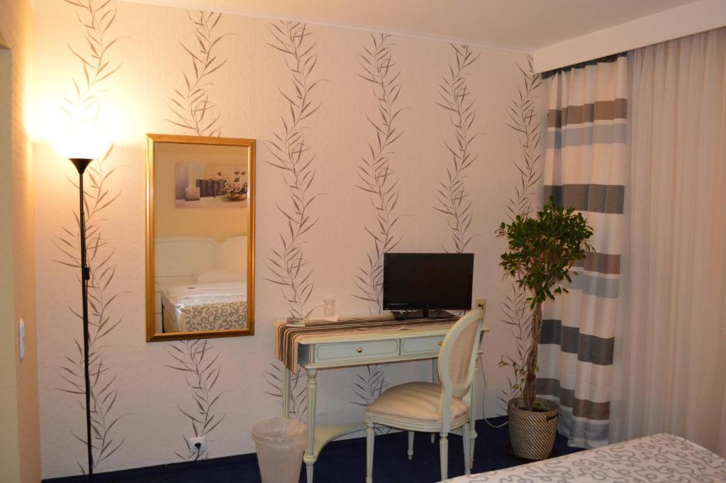 Hotel Royal Hanau Kamer foto